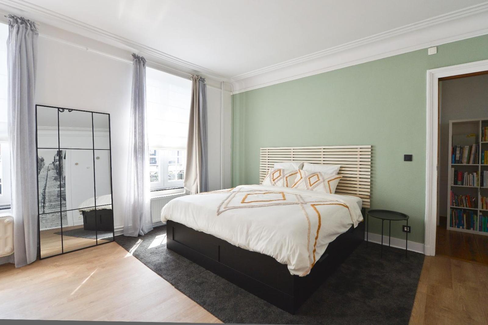 La Chambre De Sam - Chambre Lit 180 Avec Sdb Privee Proche Centre Ville Liège Exteriör bild